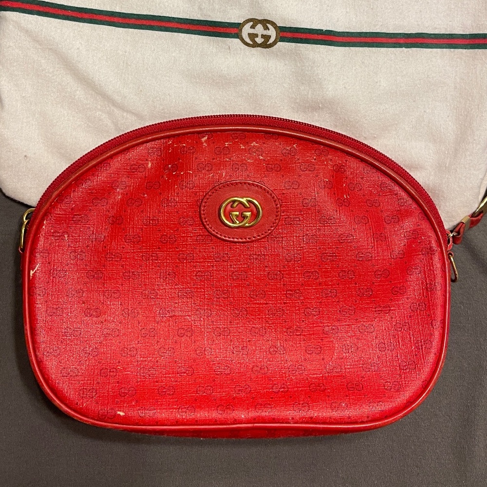 Vintage Gucci Red crossbody bag